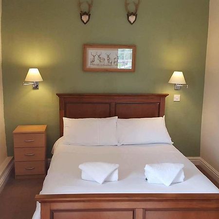 The Shady Oak B&B Whaley Bridge Экстерьер фото
