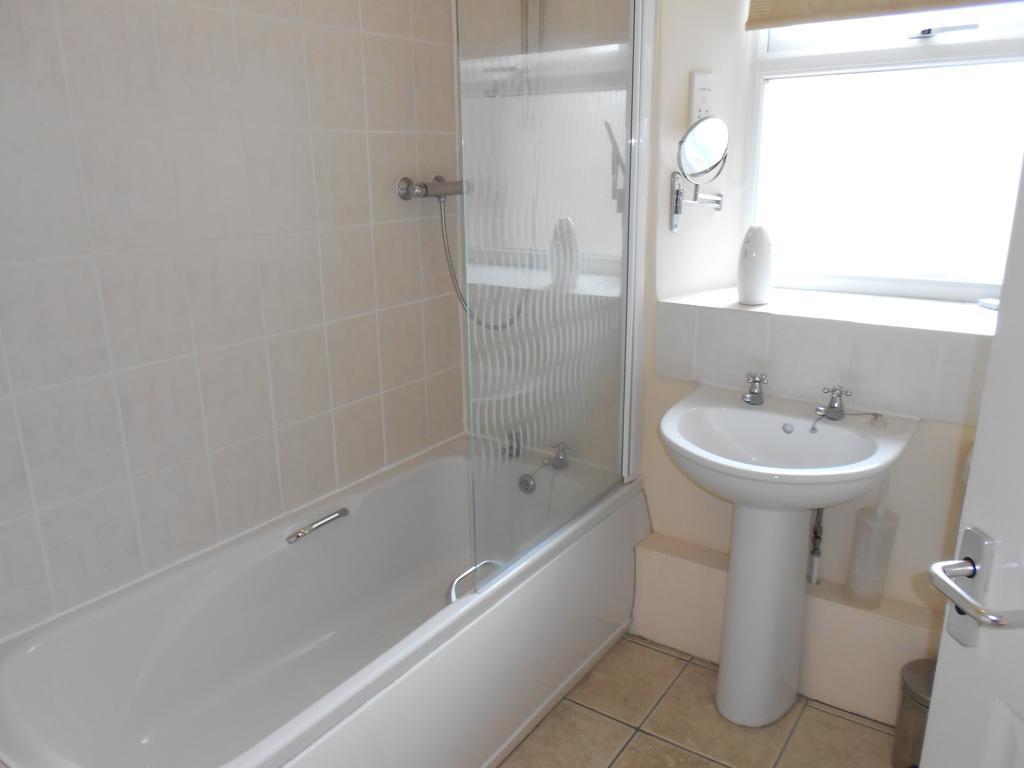 The Shady Oak B&B Whaley Bridge Номер фото